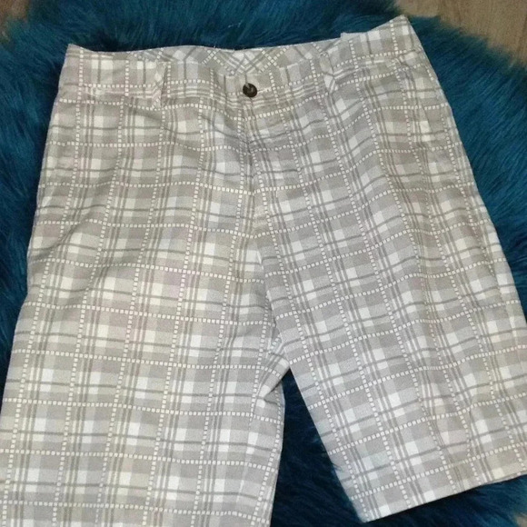 Adidas ClimaLite Performance shorts. PGA Tour, Tiger Woods, Size: 32. Wicking - Picture 1 of 3